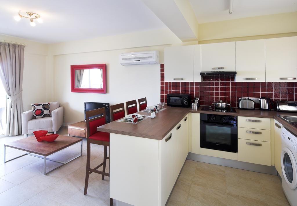 Aparthotel Club St. George (adults Only)