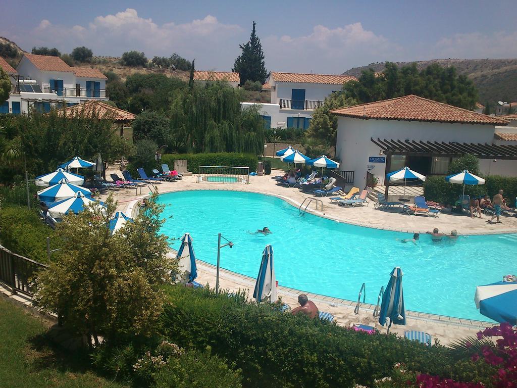 Hylatio Tourist Village Aparthotel 3*