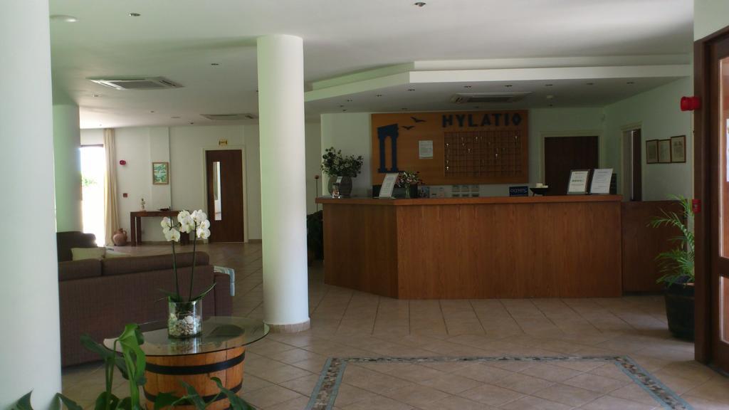 Hylatio Tourist Village Aparthotel Pissouri