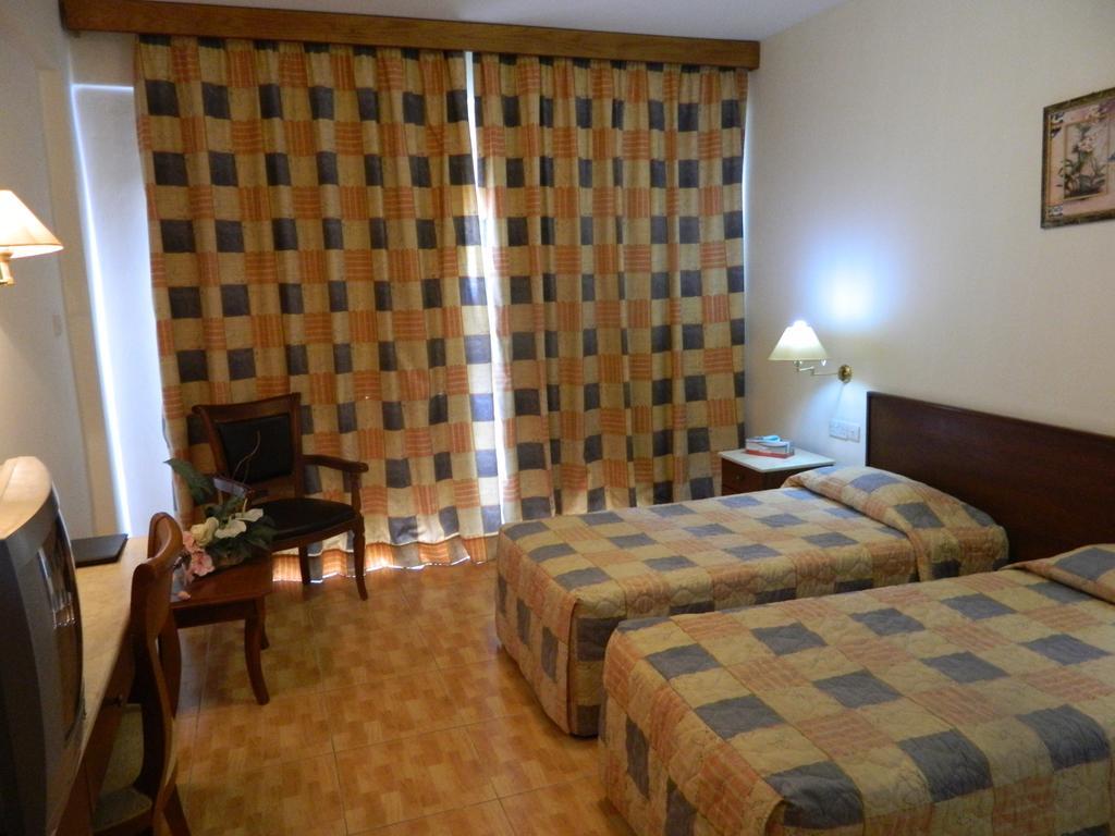 M. Moniatis Hotel 3*