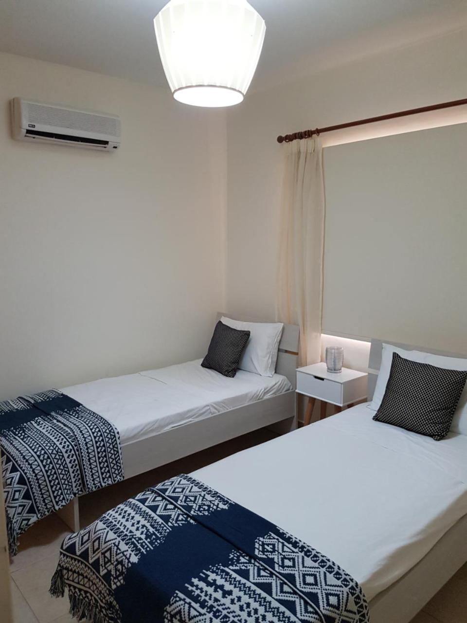 Sirena Sunrise, Apartment 4 Paphos