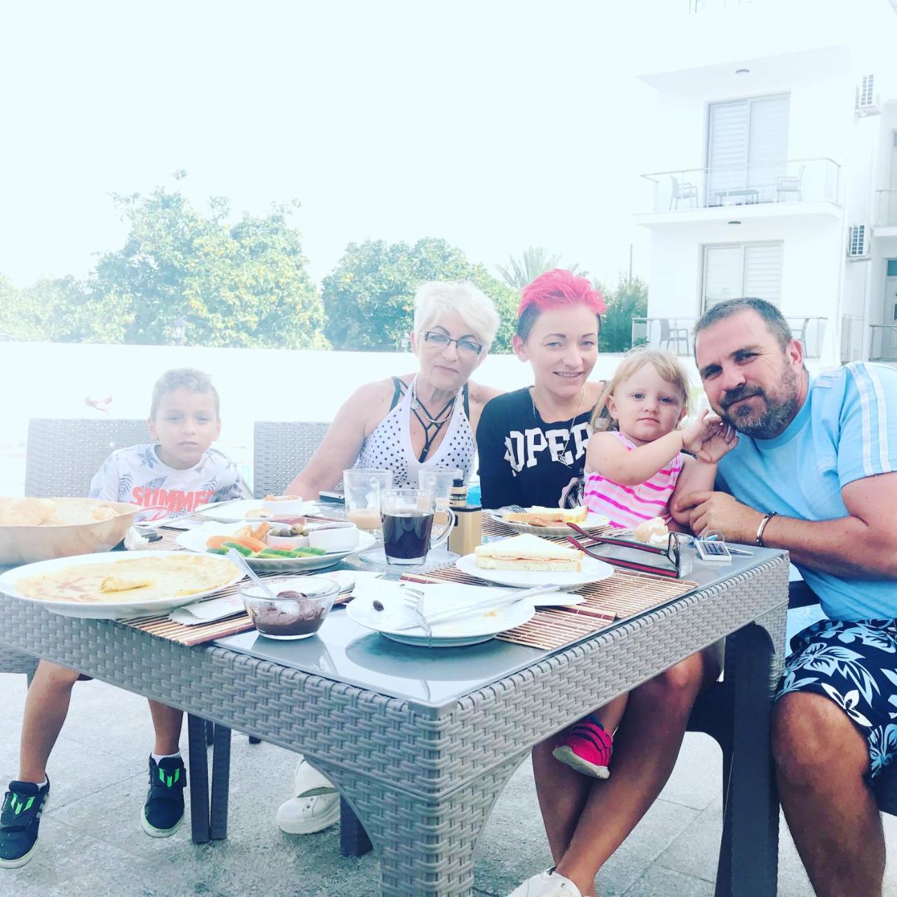 Metin Apartment