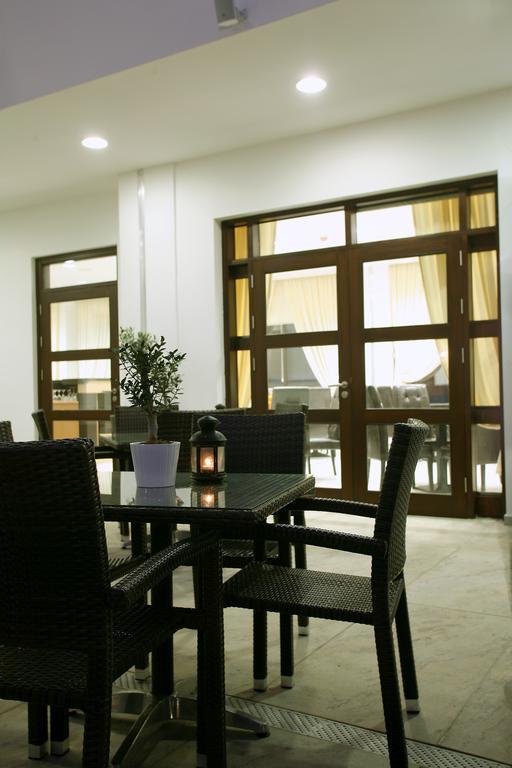 Hotel Royiatiko 2*