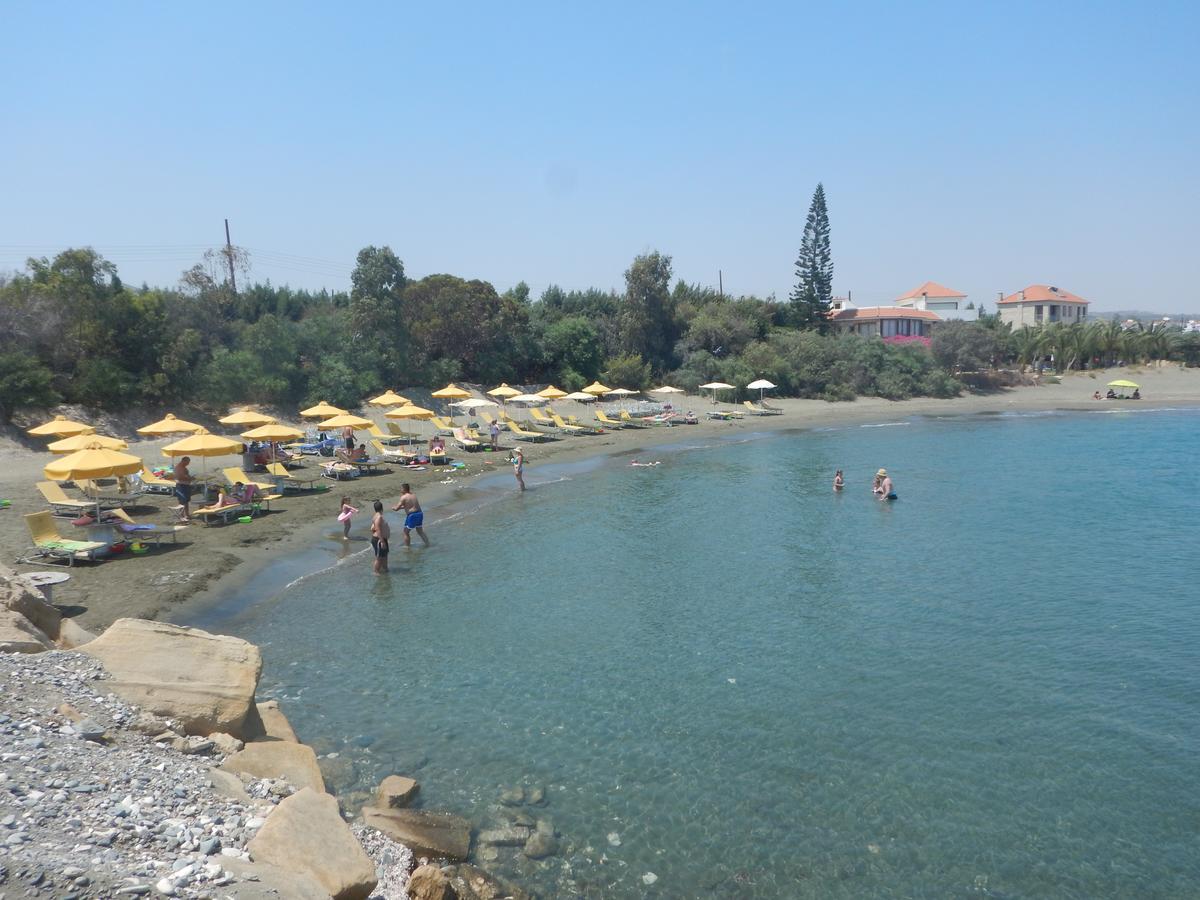 Eva * Agios Theodoros