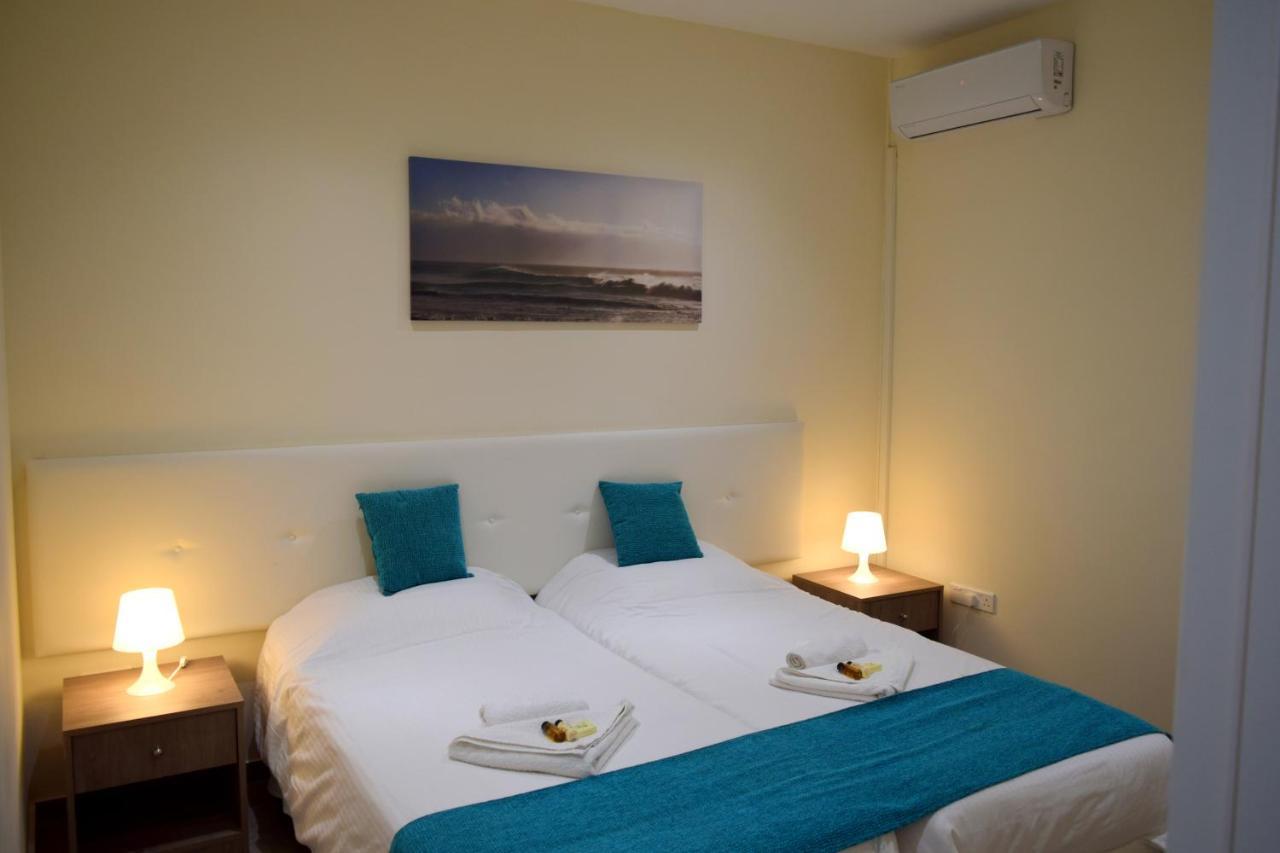 Cross Road Apartamento Agia Napa