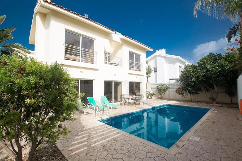 Villa Artemis Delfini Protaras