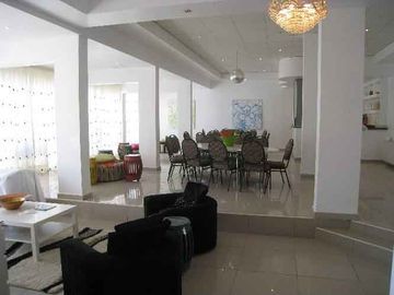 Aparthotel The Palms Limassol