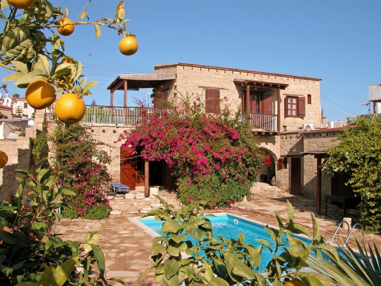 Myrto House * Tochni