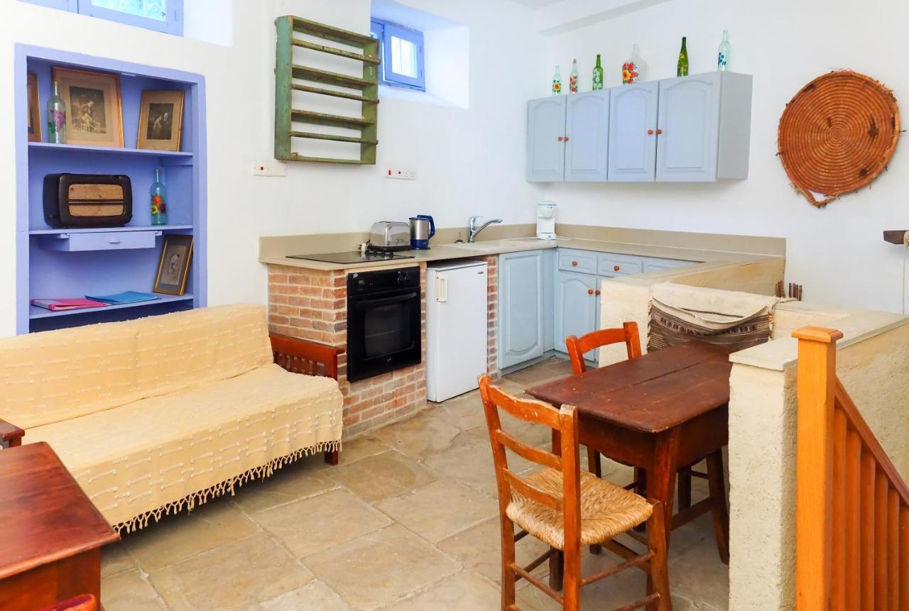 Sofronis House