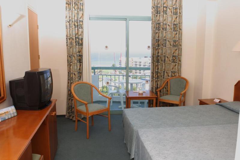 Antigoni Hotel 3*