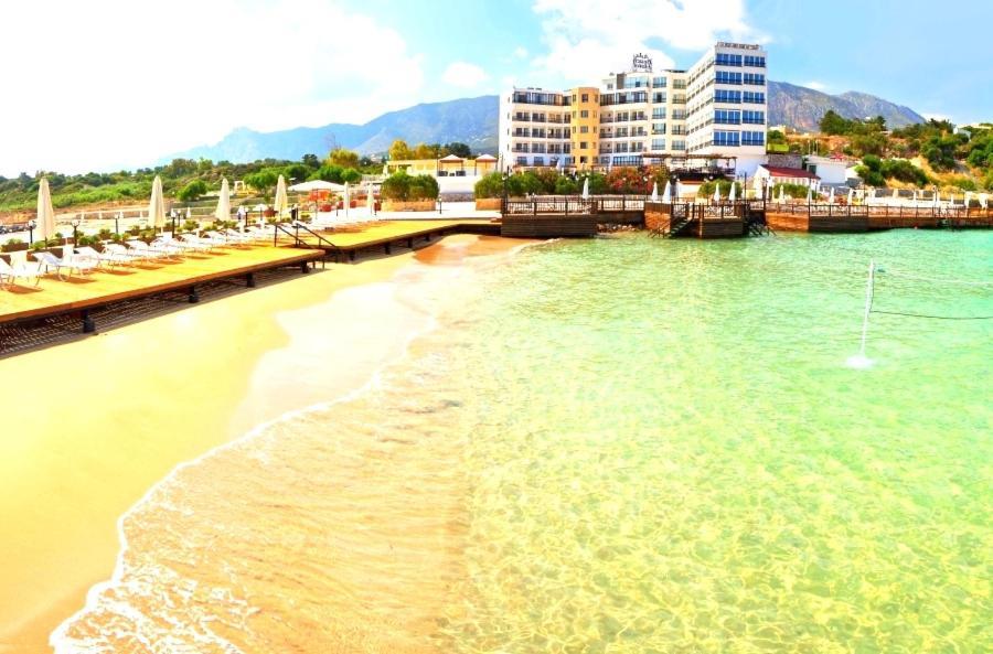 Ada Beachfront Boutique Hotel & Restaurant Hotel