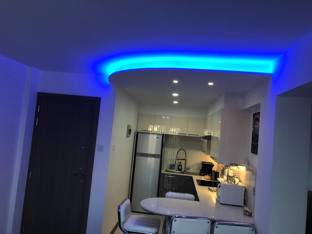 Luxury 2 Bed Next To The Apartamento Paralimni