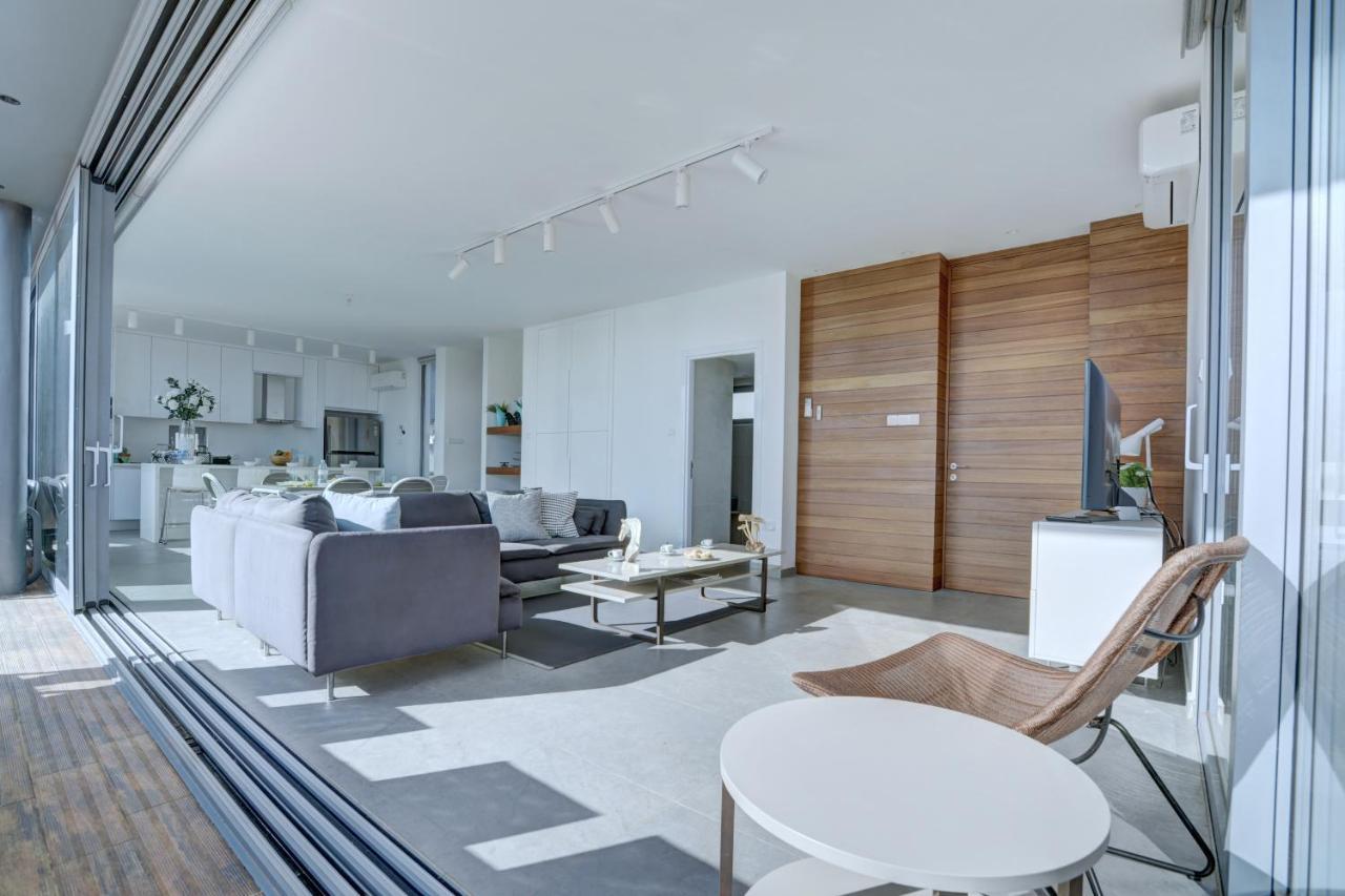 Villa White Pearl