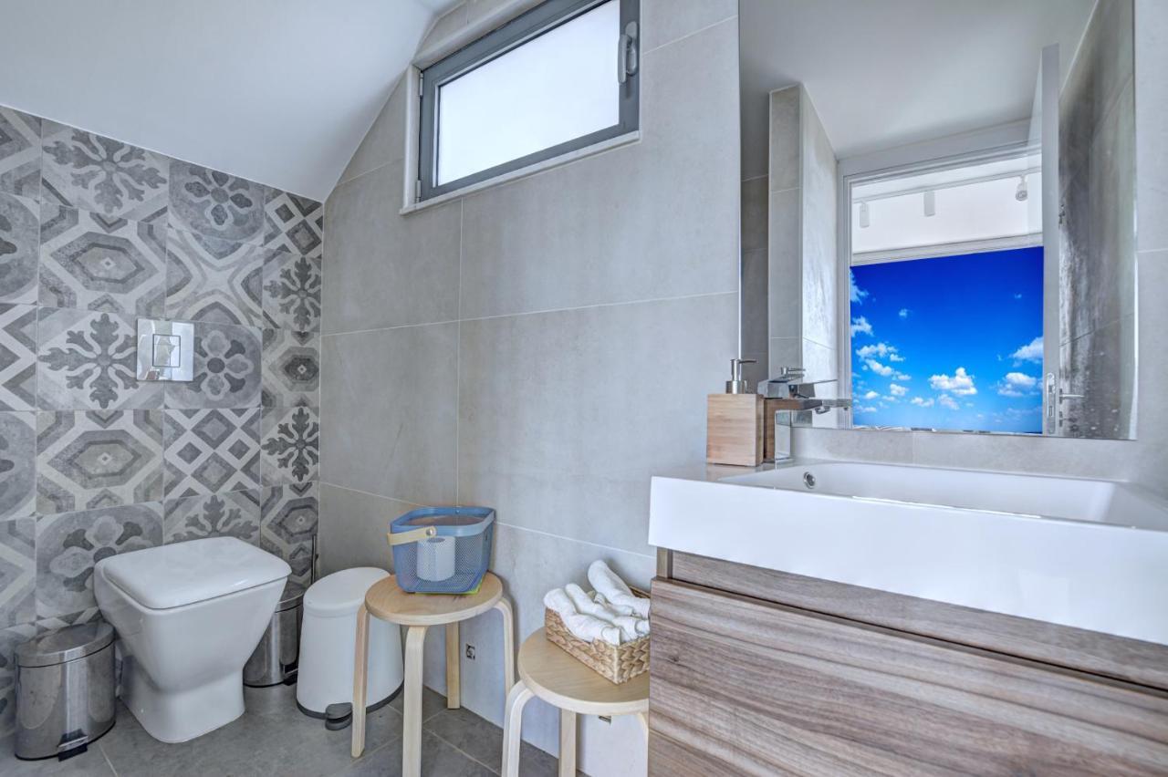 White Pearl Villa *