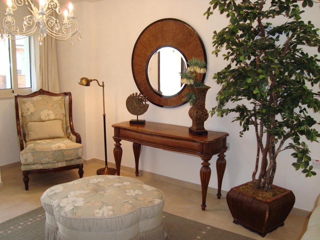 Amadora Luxury Villas *