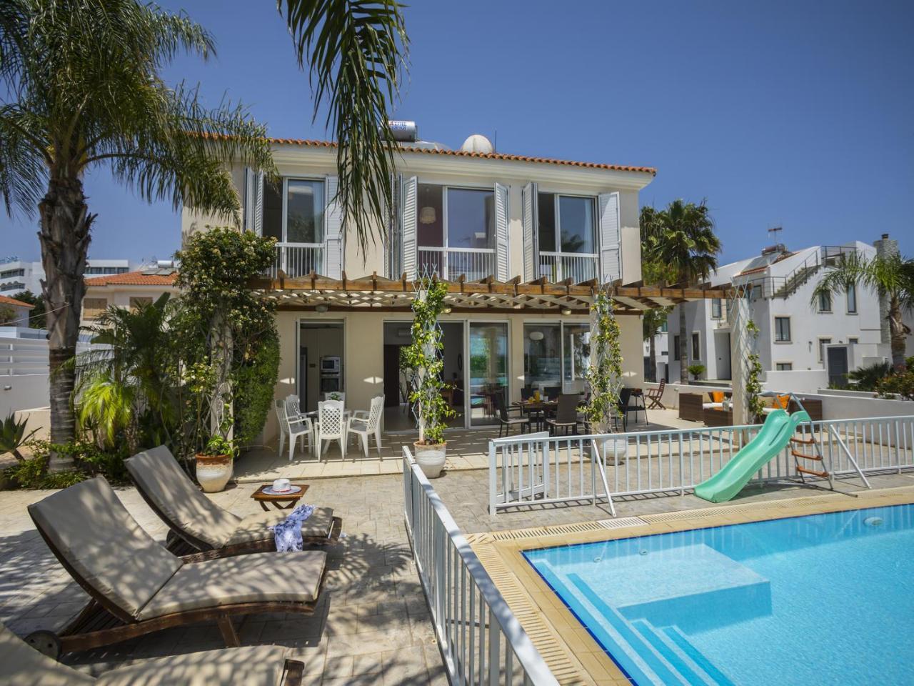 Asteria By The Sea * Protaras