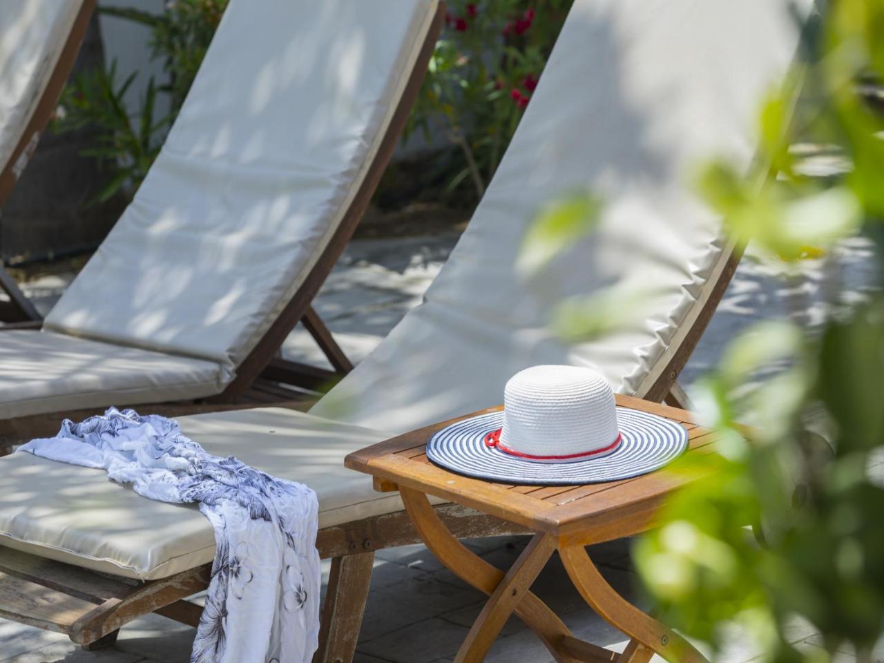Villa Asteria By The Sea