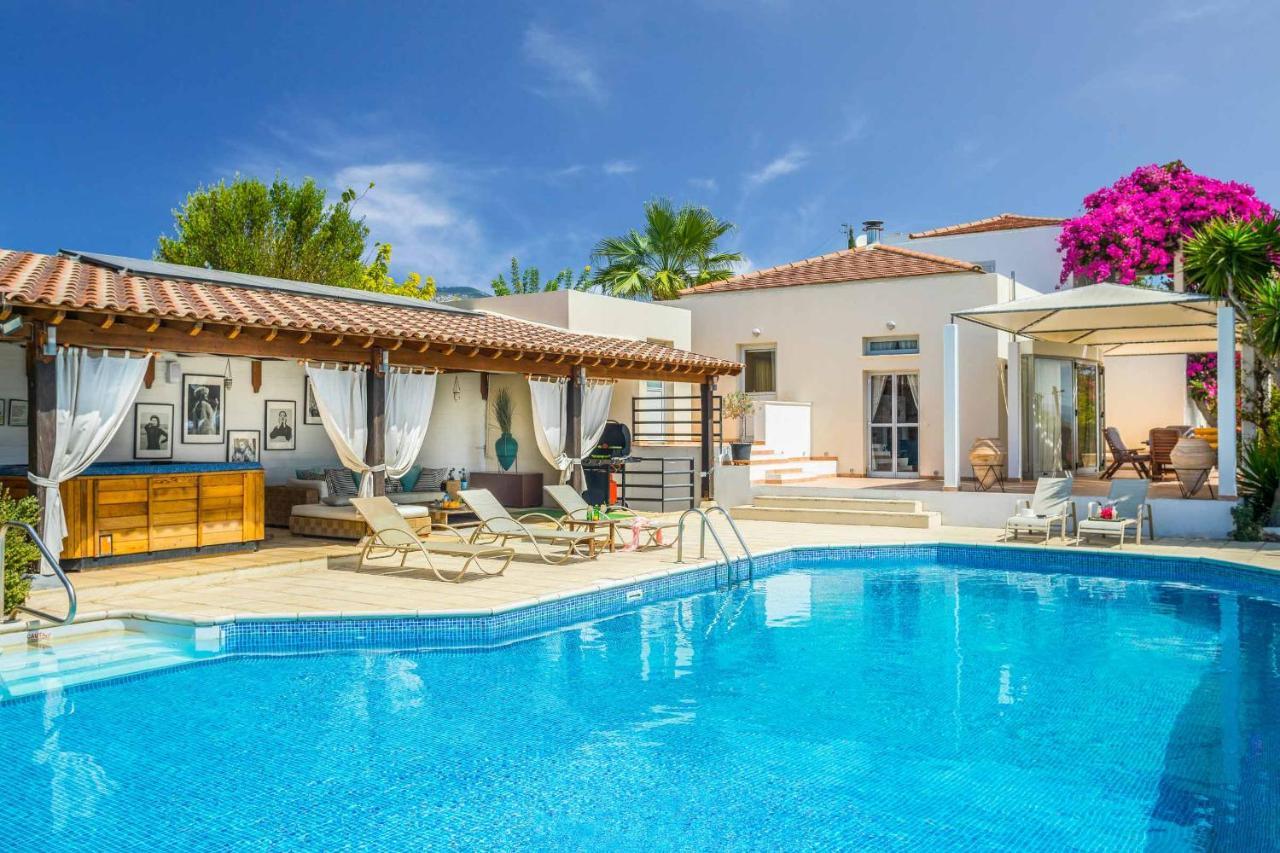 Villa Marista Peyia
