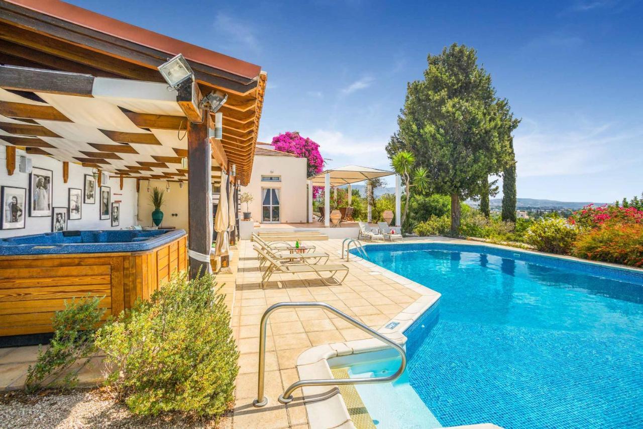 Villa Marista Peyia