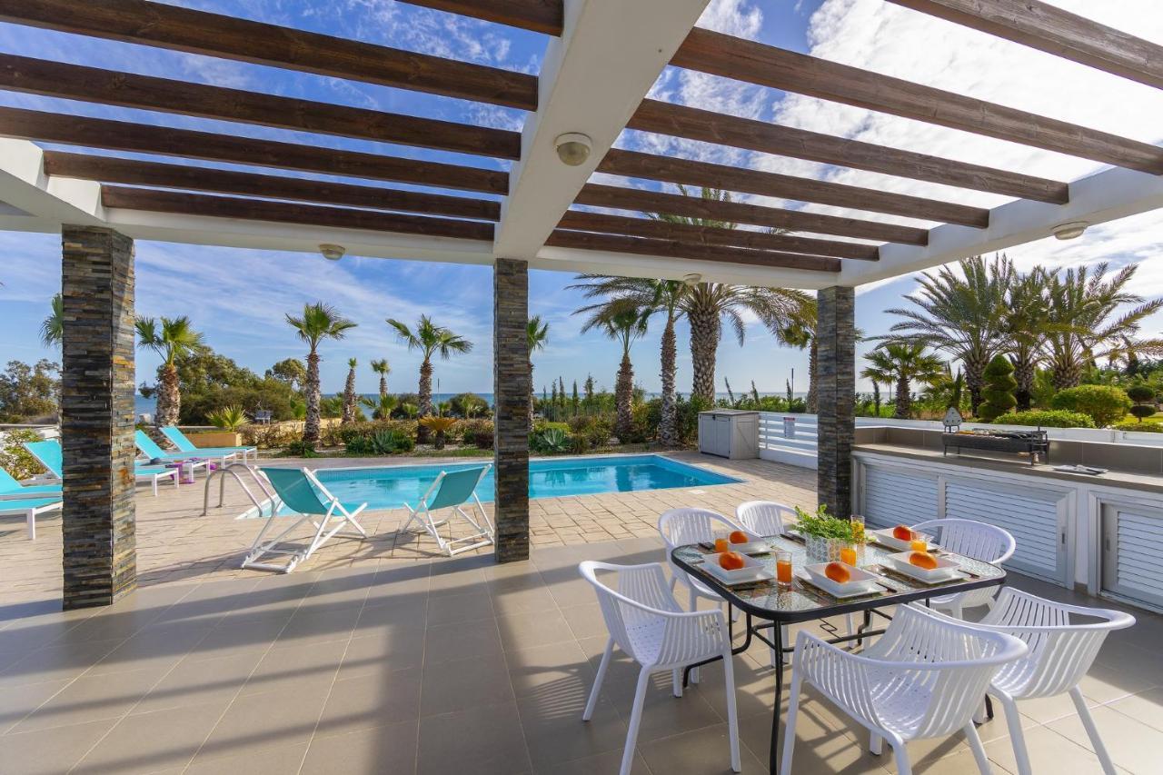 Faros Beachfront