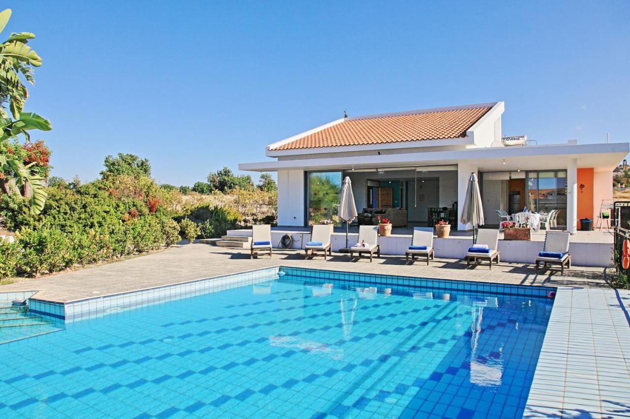 Sophia Latchi Villa Polis