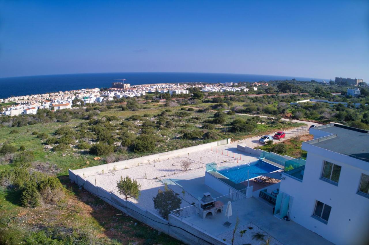 Aetopetra Protaras