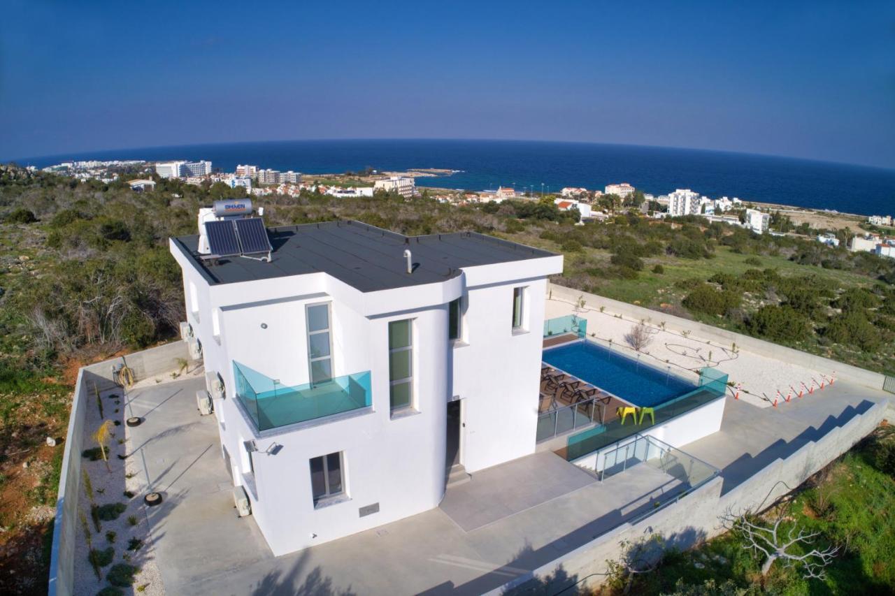 Aetopetra Villa