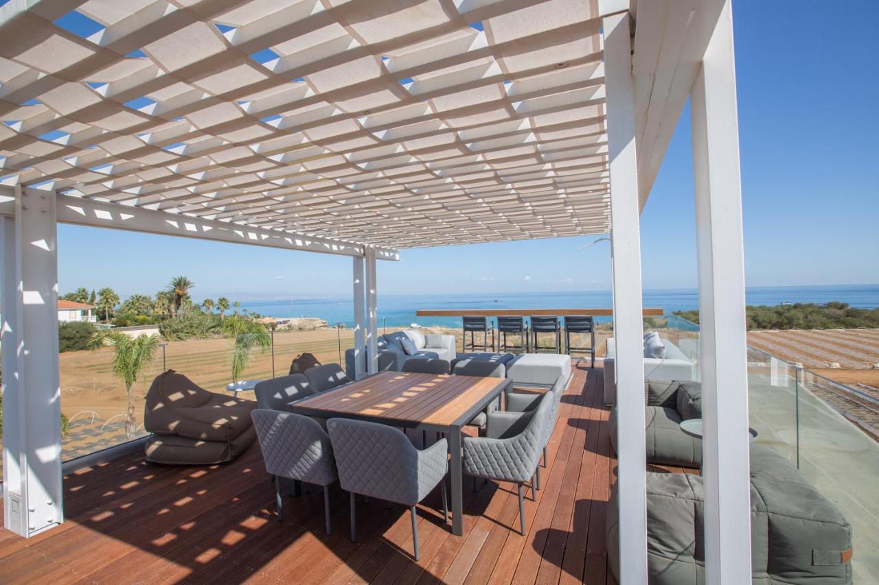 White Pearl Villa *