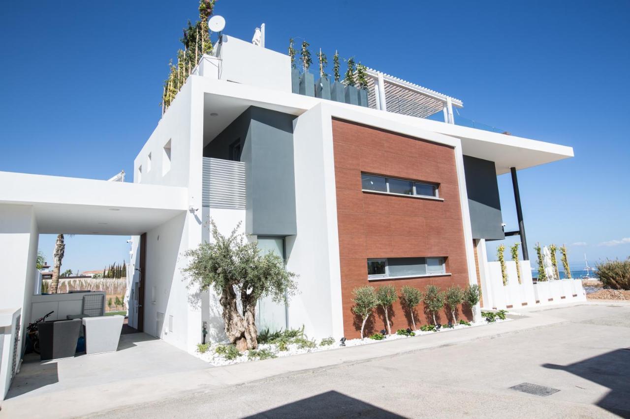 White Pearl * Protaras