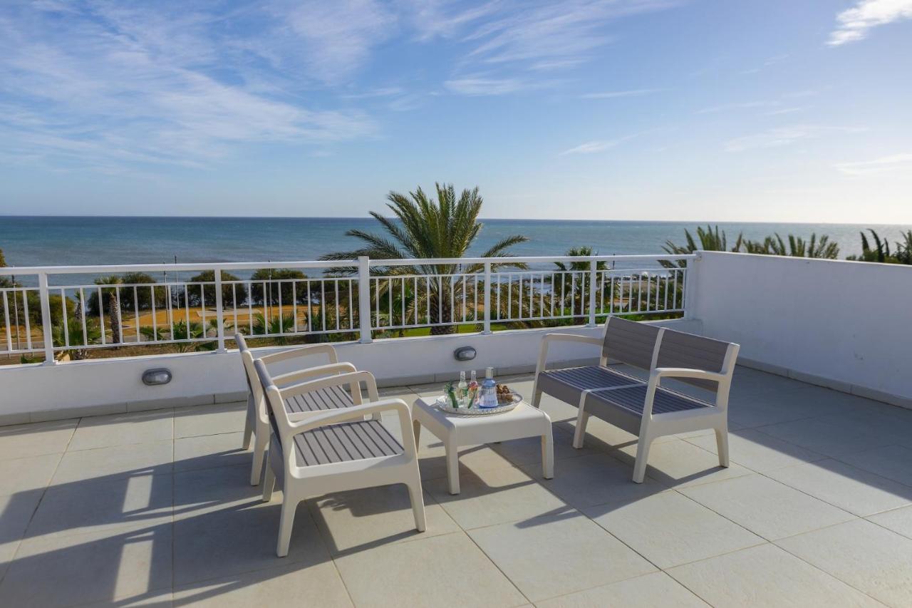 Faros Beachfront Perivolia