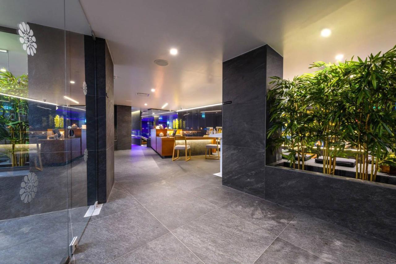 Ajax Hotel 4*