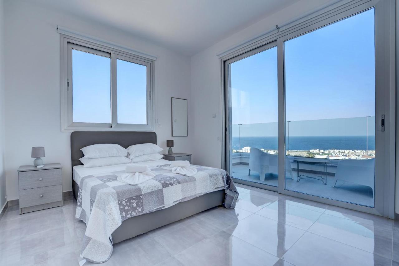 Chloe Luxury Villa Protaras