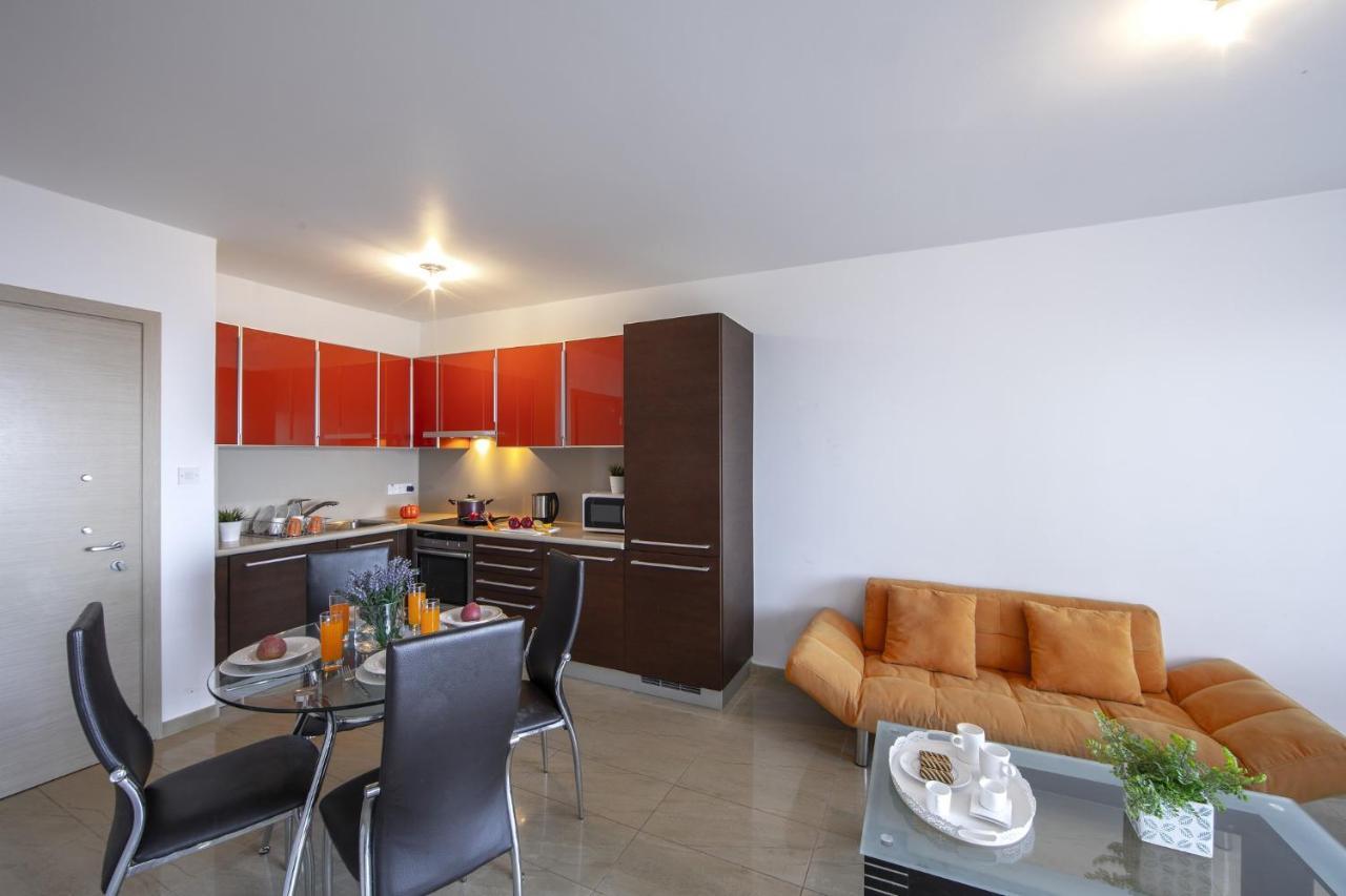One Bedroom In Fig Tree Bay Apartment *