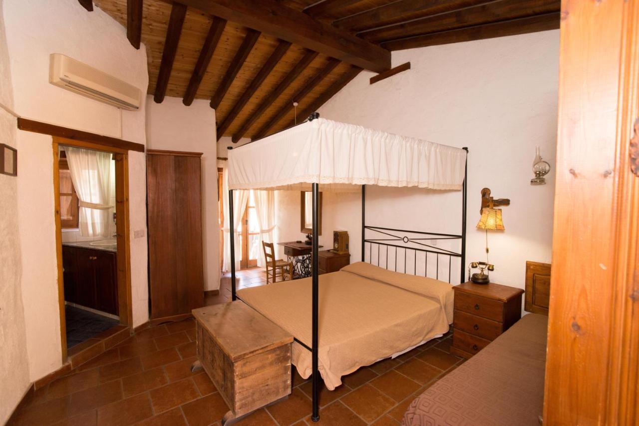 Linos Inn