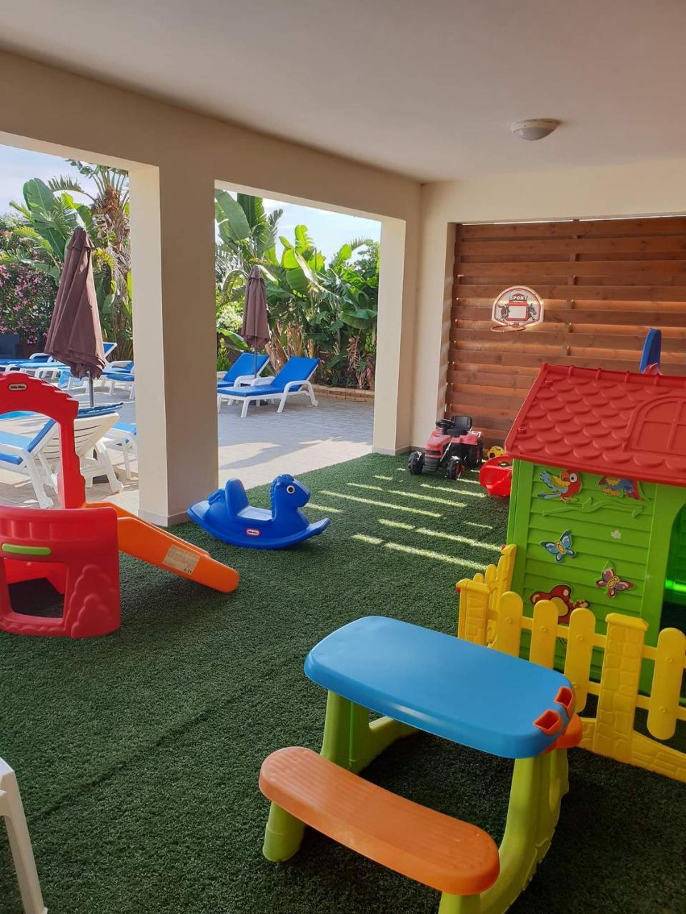 Apartment Kanalli Pomos