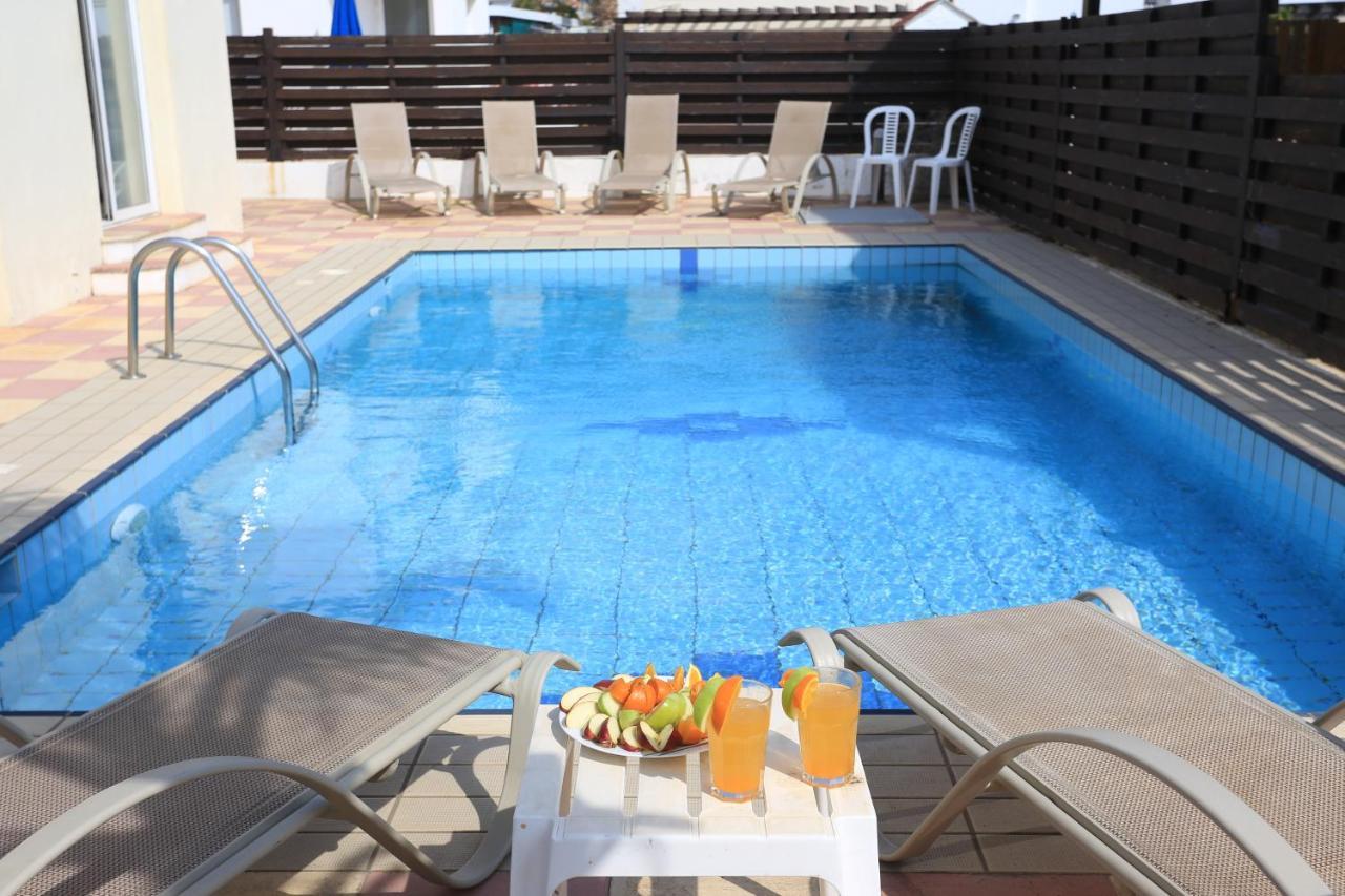 Villa Seabreeze By Trulycyprus Ayia Napa