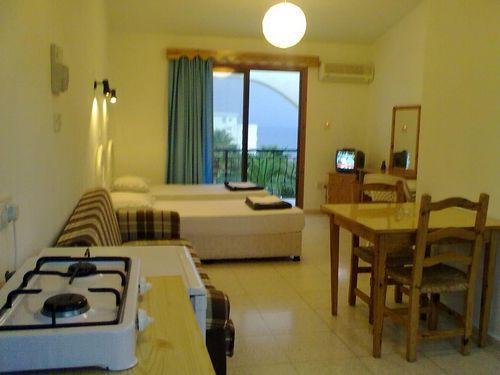 Hotel Bare Hill Village