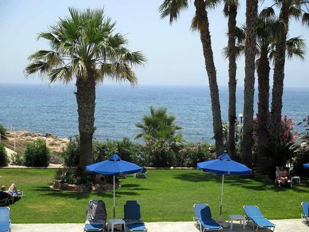 Aparthotel Rododafni 3*