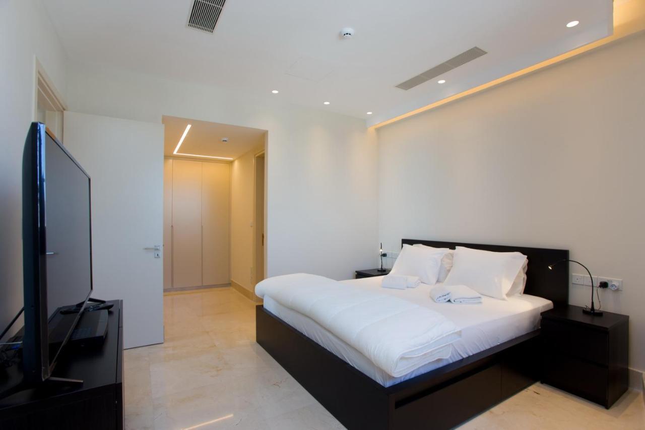 The Arc Ship Exclusive Apartment