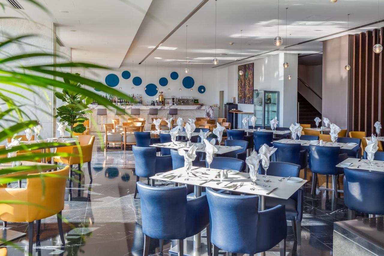 Sun Hall Hotel 4*
