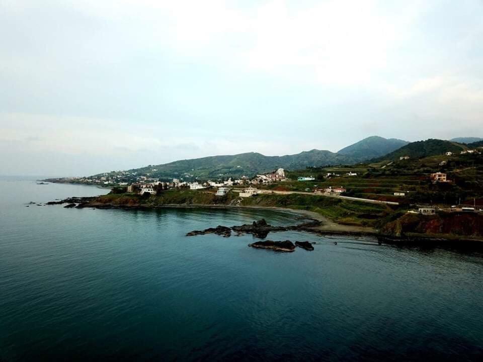 Sunset View Mermaid Villa Pomos