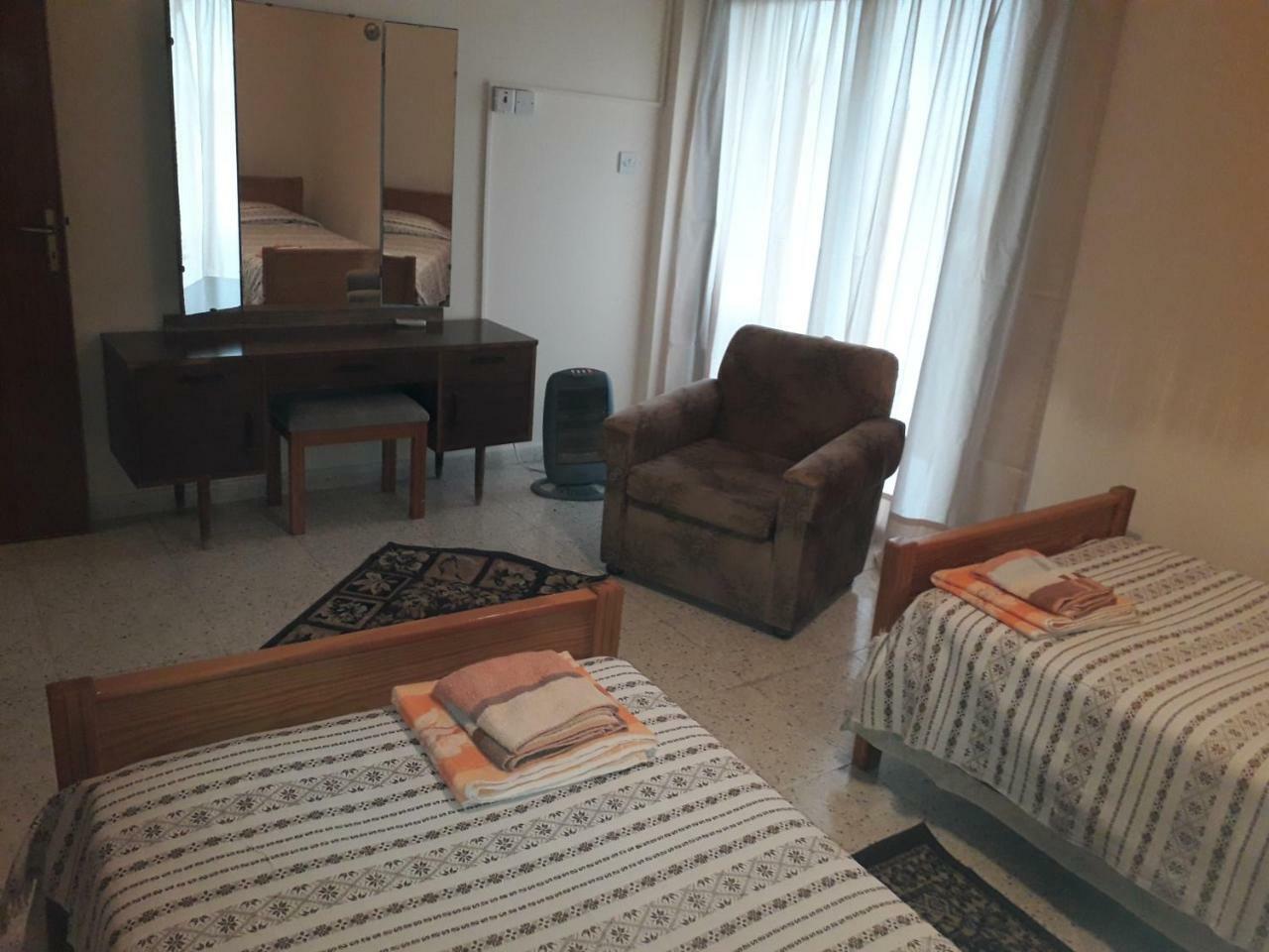 Apartment Chariandry Court