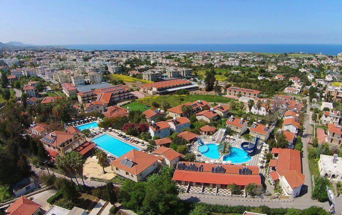 Hotel Riverside Garden 4*
