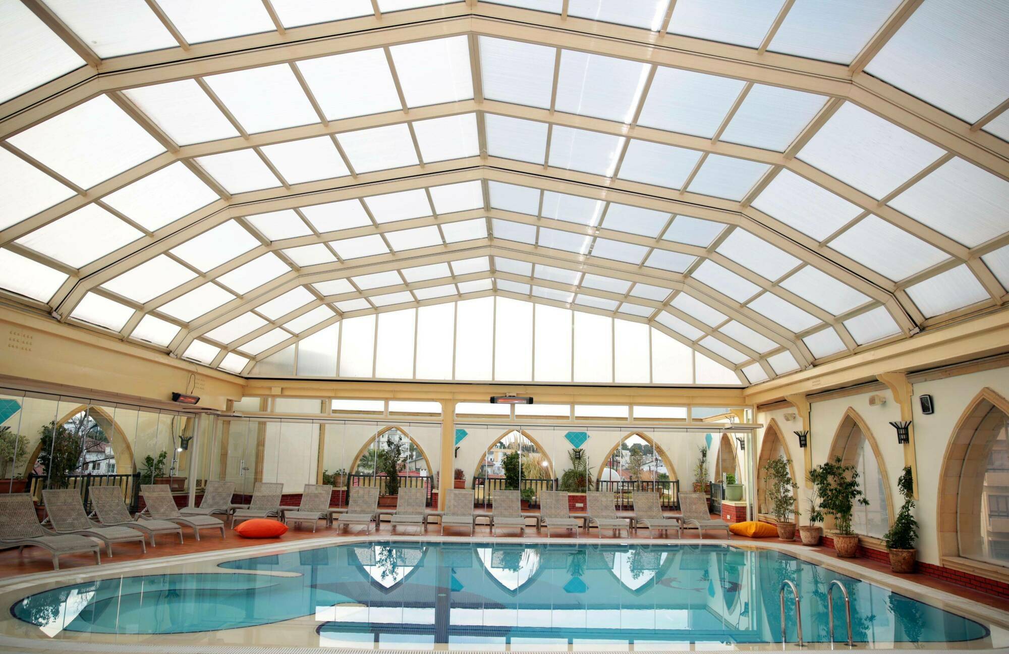 Merit & Casino Hotel 5*
