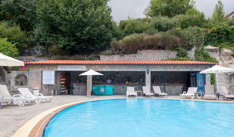 Hotel Rodon And Agros