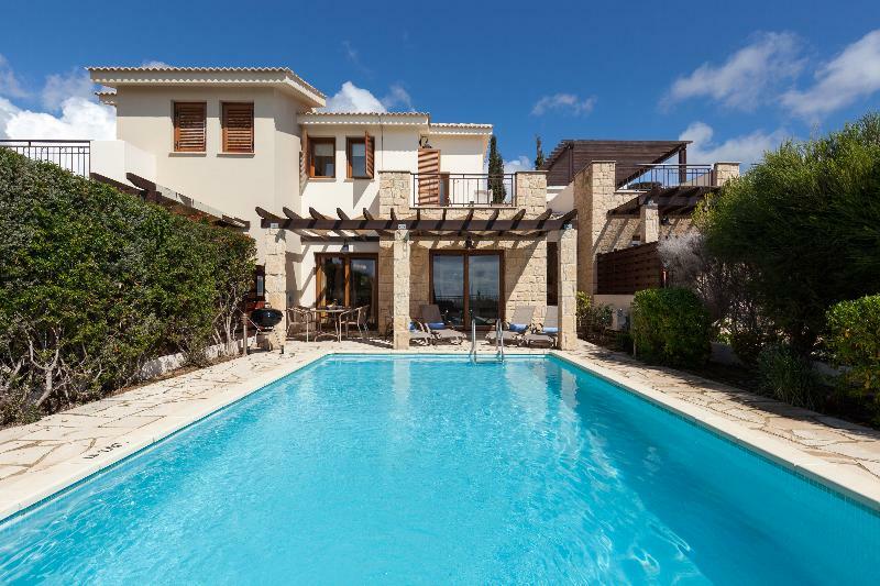 Aphrodite Hills * Kouklia