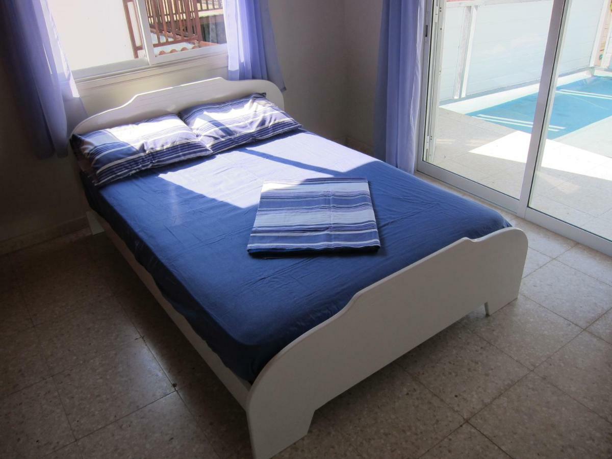 Spiros Seaside No. 11 *