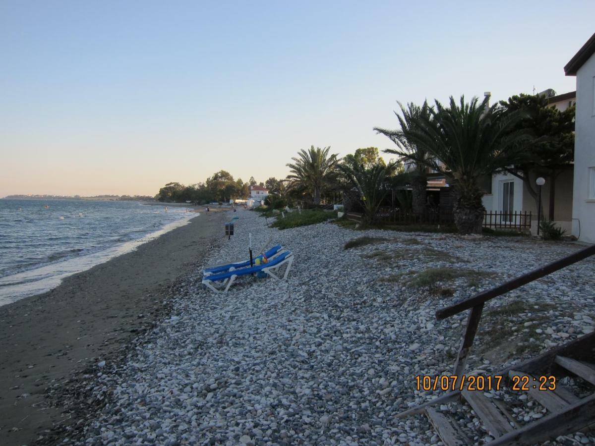 Spiros Seaside No. 11 Villa