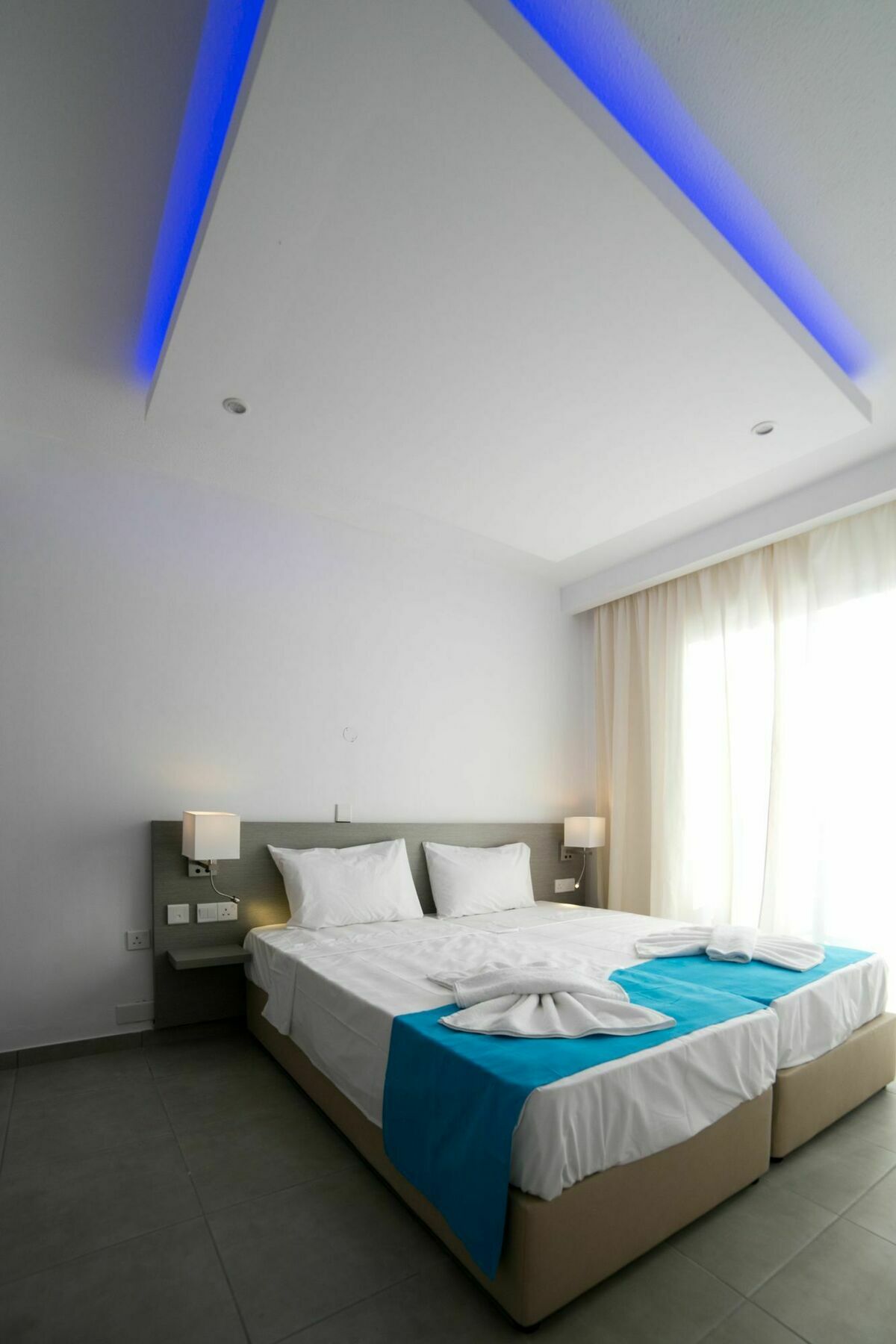 Flora Maria Hotel 3*