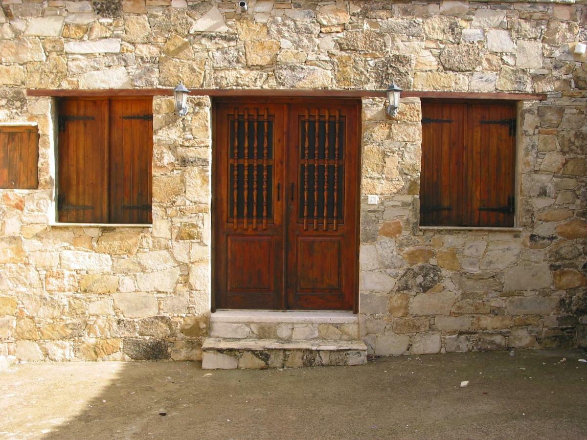 Sun Rays Hostel Kazaphani